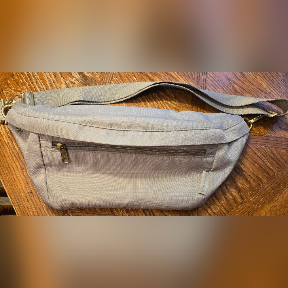 Canvelle Oversized Fanny Pack